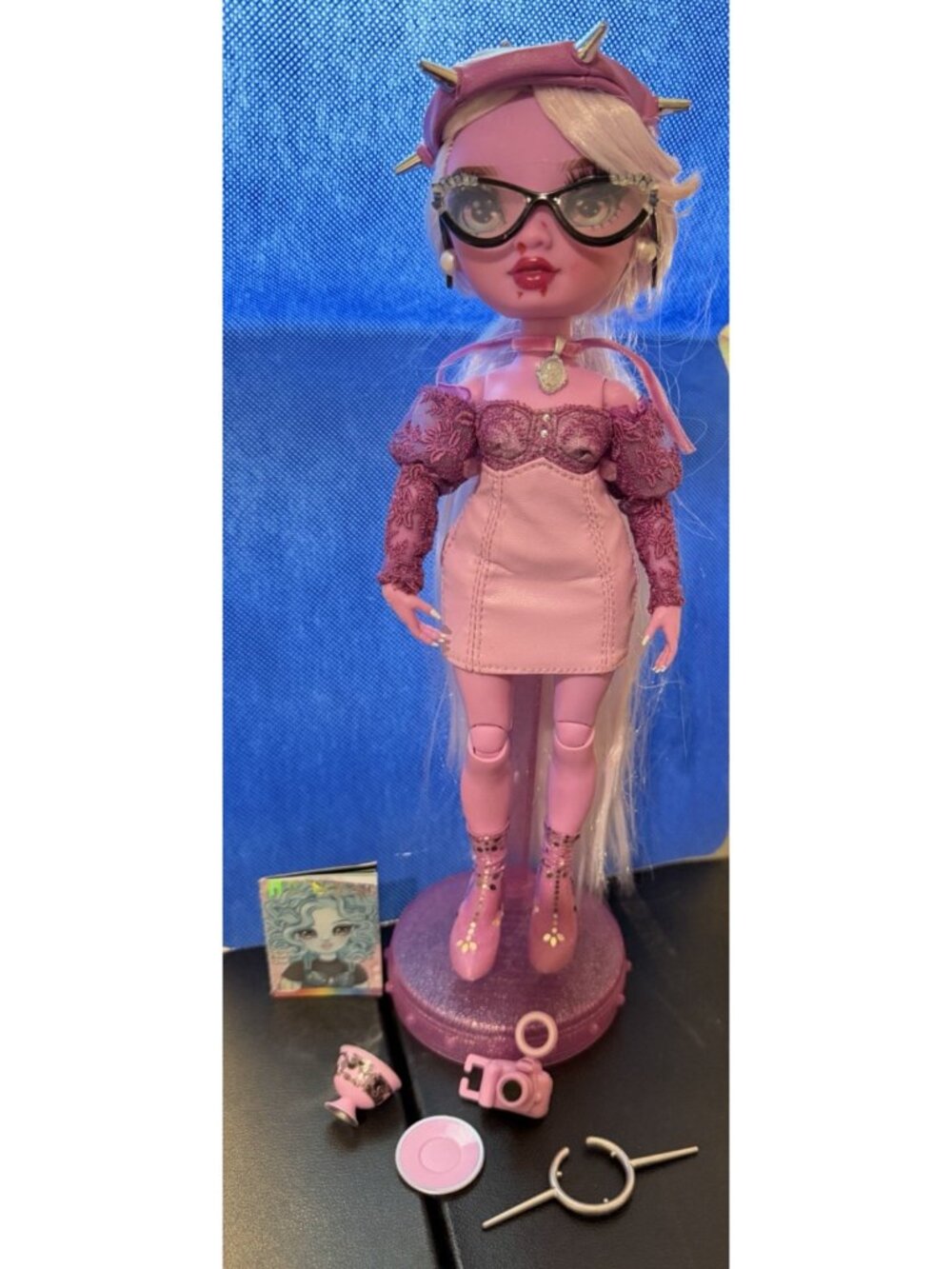 Rainbow High Shadow High Lavender Lynn Fashion Doll with Accessories Set Actual